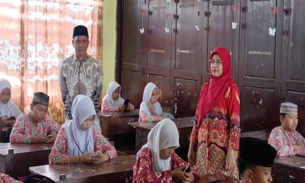 MIN 8 Kota Medan Sukses Gelar CBT, Kakan Kemenag Dukung Peningkatan Sarpras